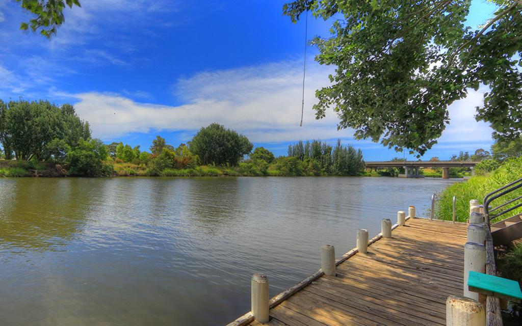 Nrma Bairnsdale Riverside Holiday Park Esterno foto