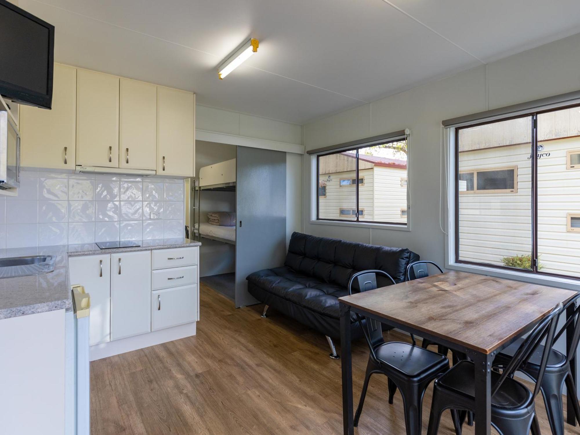 Nrma Bairnsdale Riverside Holiday Park Camera foto