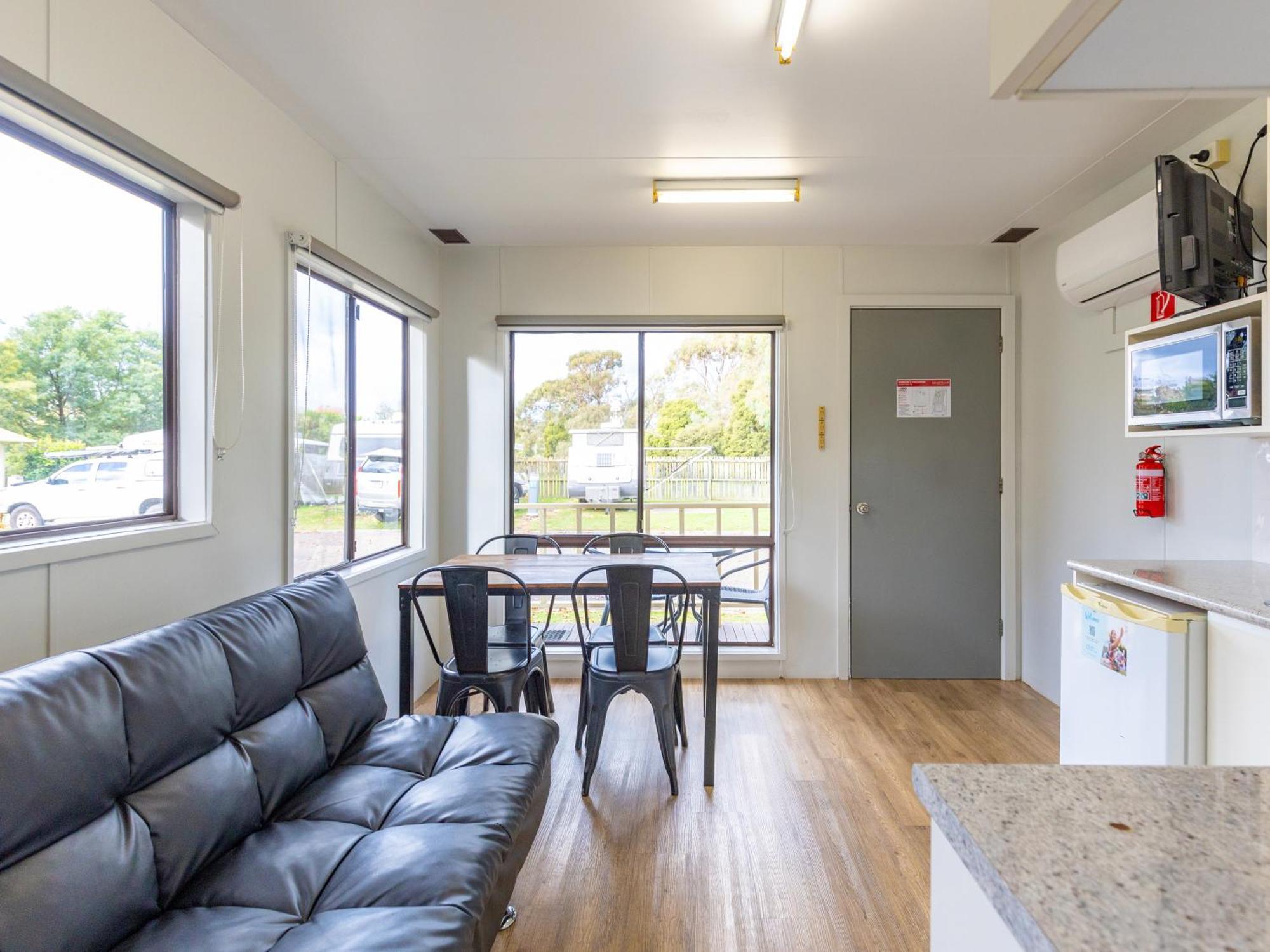 Nrma Bairnsdale Riverside Holiday Park Camera foto